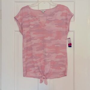 Pink camo t-shirt